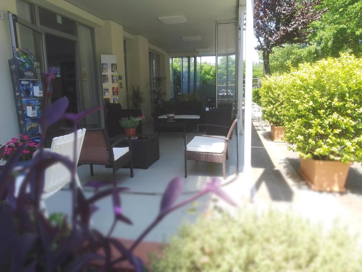 Hotel - Meuble' - 