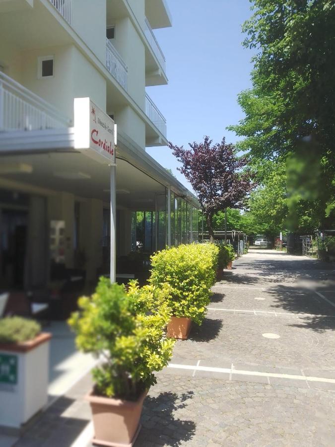 Hotel - Meuble' - 