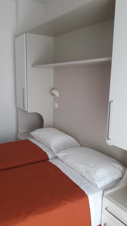 Hotel - Meuble' - 